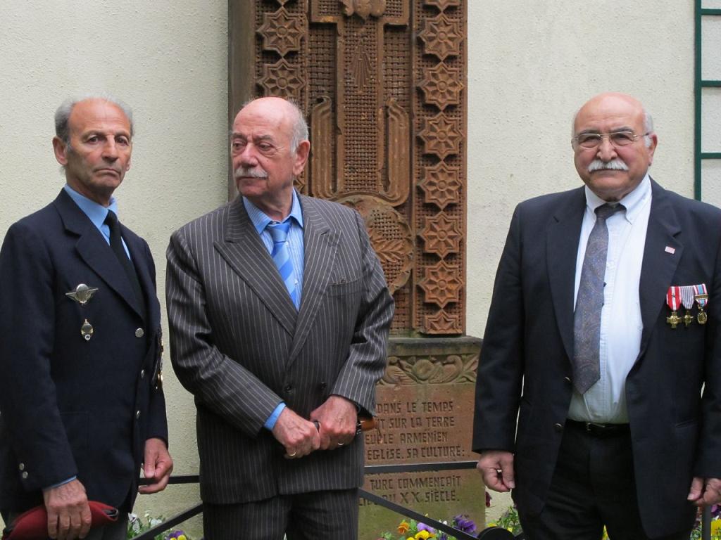 Charenton 2011 - Le Khatchkar --- Cliquer pour agrandir