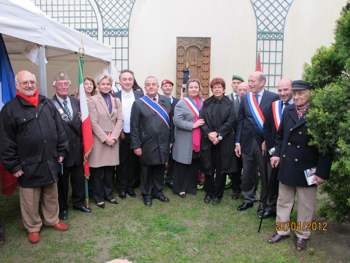 Charenton 2012 - Le Khatchkar --- Cliquer pour agrandir