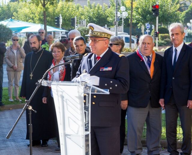 Discours du V.A.E. Yves Joly, Préfet Maritime --- Cliquer pour agrandir