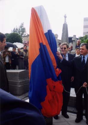 Découverte du monument --- Cliquer pour agrandir