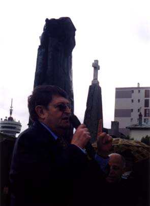 Allocution de Jean-Jack Salles, Maire des Lilas --- Cliquer pour agrandir