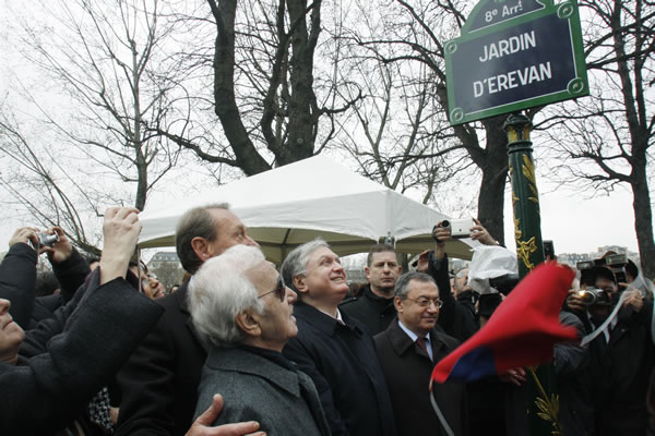 Inauguration (photo Mairie de Paris) --- Cliquer pour agrandir