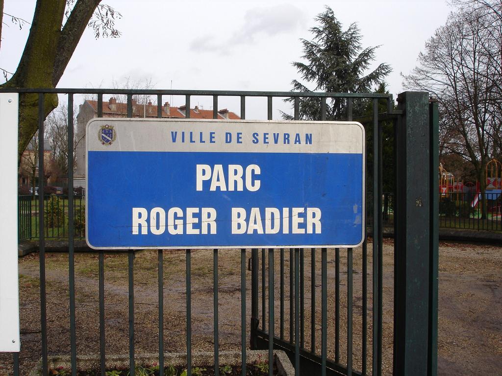 Entée du Parc Badier --- Cliquer pour agrandir